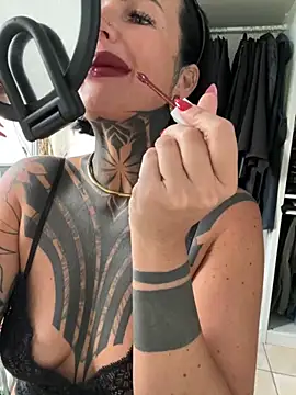 InkedBiitch online show from September 2025 04:13:01 PM