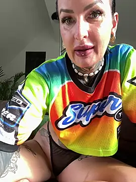 InkedBiitch online show from June 2026 06:44:02 AM