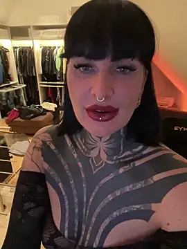 InkedBiitch online show from March 2026 07:25:01 PM