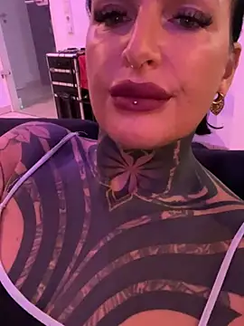 InkedBiitch online show from October 2025 06:04:01 AM