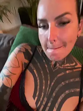 InkedBiitch online show from May 2026 04:50:01 AM