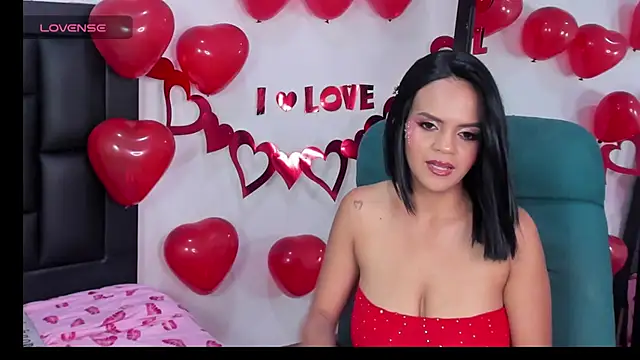 MaiaPetitte  online show from February 2026 12:22:01 AM