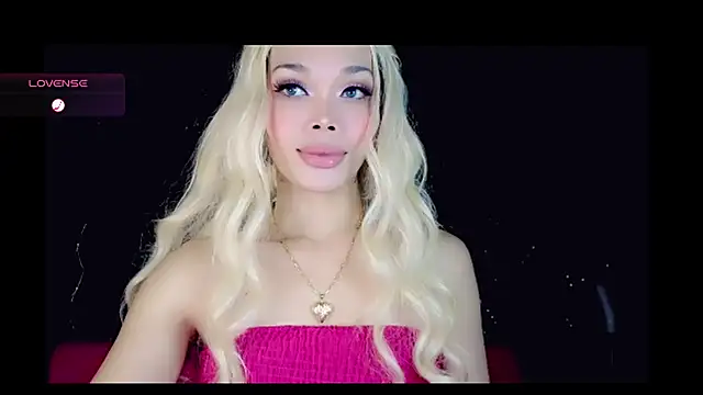 Snapshot of sugar_bbyxx chatting on July 2026 09:42:01 AM sugar bbyxx online show from July 2026 09:42:01 AM