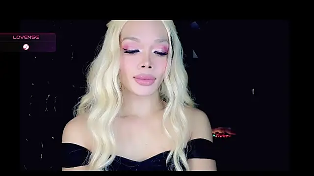 Snapshot of sugar_bbyxx chatting on June 2026 12:27:02 AM sugar bbyxx online show from June 2026 12:27:02 AM
