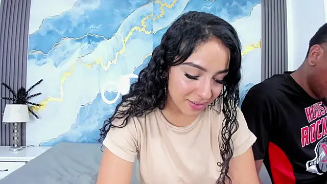 Kylieandjhonny online show from October 2025 07:46:01 PM