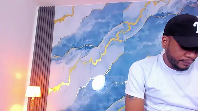 Kylieandjhonny online show from February 2026 07:36:02 PM