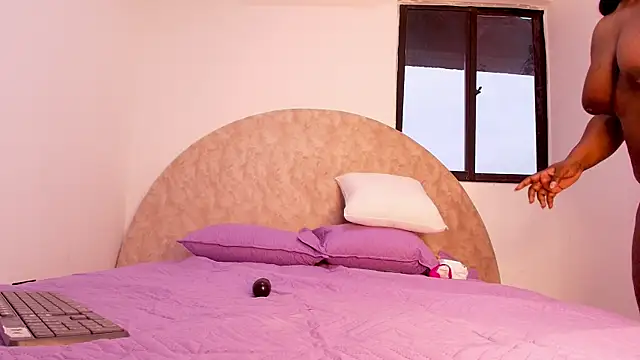  ebony-queen  online show from November 2025 12:54:02 PM