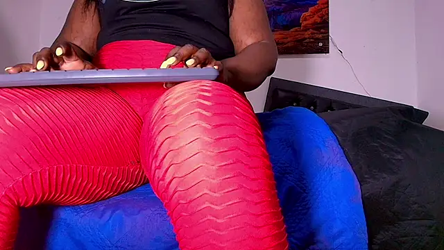 Snapshot of _ebony-queen_ chatting on October 2025 11:55:02 AM ebony-queen online show from October 2025 11:55:02 AM