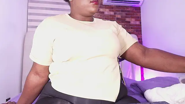  ebony-queen  online show from March 2026 03:06:01 AM