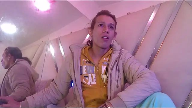 StefyFerrer online show from February 2026 03:17:01 AM