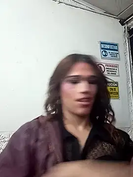 StefyFerrer online show from May 2026 12:25:01 AM