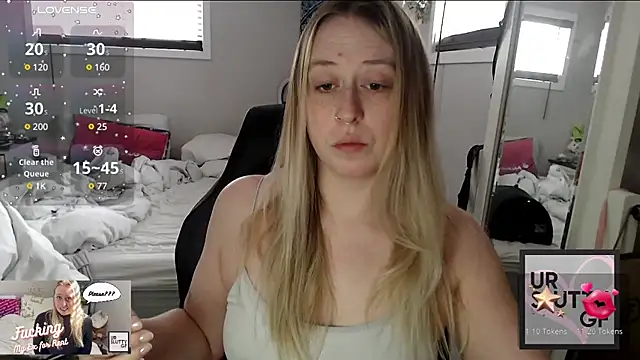 Snapshot of ursluttygf chatting on December 2024 05:20:02 PM ursluttygf online show from December 2024 05:20:02 PM