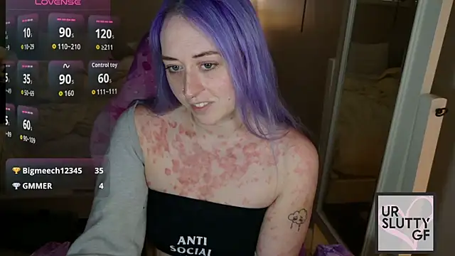 ursluttygf online show from April 2026 06:44:02 PM