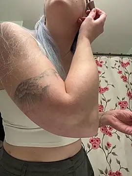 ursluttygf online show from February 2026 03:46:01 AM