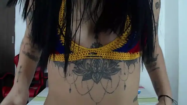 Snapshot of QueenSquirt_ chatting on February 2026 07:38:02 PM QueenSquirt online show from February 2026 07:38:02 PM