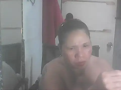 Snapshot of hotwet_mama4uxx chatting on September 2025 07:19:01 AM hotwet mama4uxx online show from September 2025 07:19:01 AM
