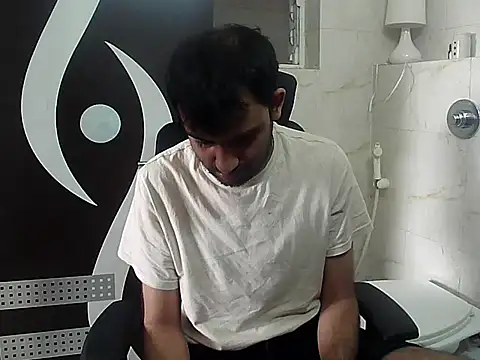 Snapshot of king_kong_india1 chatting on January 2026 05:11:02 AM king kong india1 online show from January 2026 05:11:02 AM