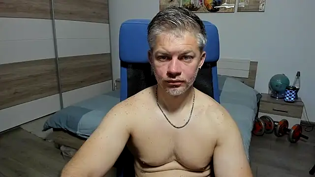 Snapshot of RobbyShawz chatting on June 2026 04:23:02 AM RobbyShawz online show from June 2026 04:23:02 AM