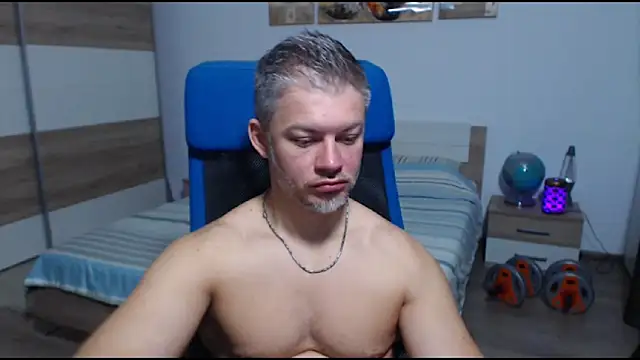 Snapshot of RobbyShawz chatting on September 2025 04:38:01 AM RobbyShawz online show from September 2025 04:38:01 AM