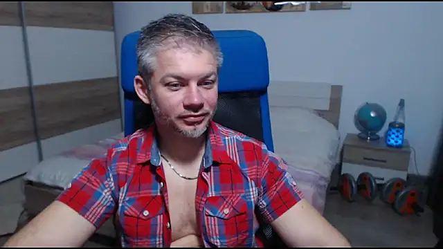 RobbyShawz online show from November 2025 05:18:02 AM