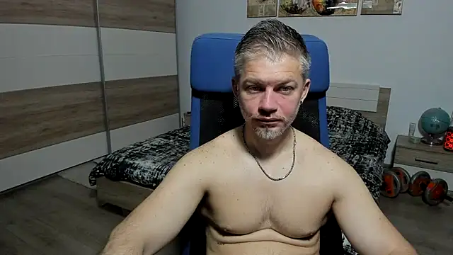 RobbyShawz online show from May 2026 04:00:02 AM