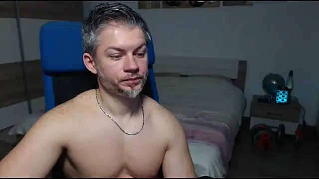 Snapshot of RobbyShawz chatting on February 2025 09:17:02 PM RobbyShawz online show from February 2025 09:17:02 PM