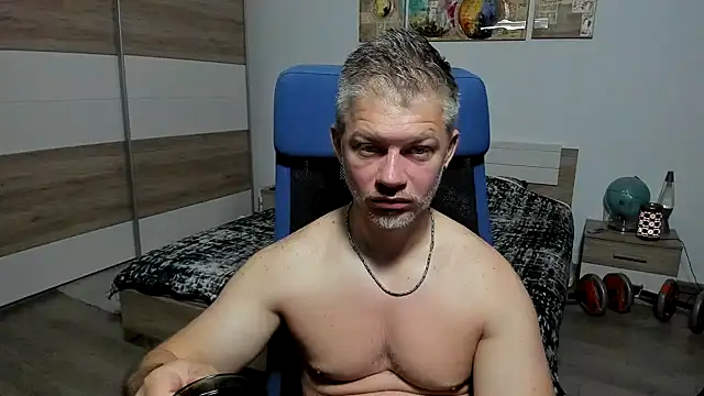 Snapshot of RobbyShawz chatting on June 2026 04:44:02 AM RobbyShawz online show from June 2026 04:44:02 AM