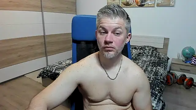 RobbyShawz online show from May 2026 06:44:01 AM