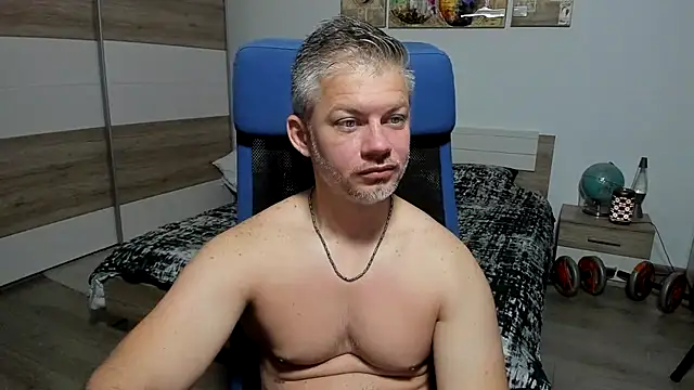 Snapshot of RobbyShawz chatting on June 2026 04:29:02 AM RobbyShawz online show from June 2026 04:29:02 AM