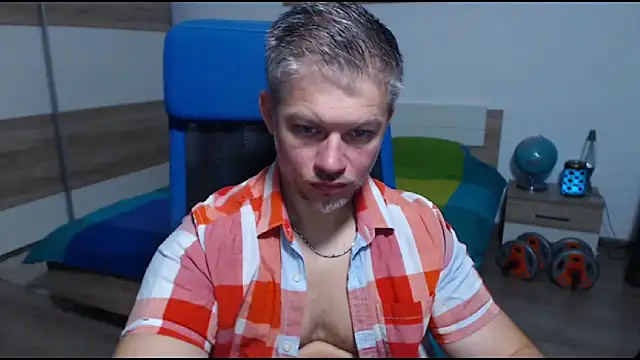 Snapshot of RobbyShawz chatting on October 2025 04:47:01 AM RobbyShawz online show from October 2025 04:47:01 AM
