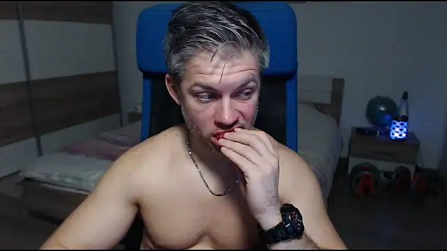 Snapshot of RobbyShawz chatting on February 2025 10:34:01 AM RobbyShawz online show from February 2025 10:34:01 AM