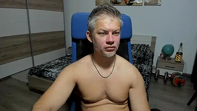 Snapshot of RobbyShawz chatting on July 2026 04:57:02 AM RobbyShawz online show from July 2026 04:57:02 AM
