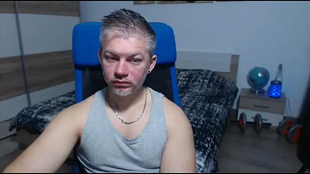 RobbyShawz online show from November 2025 05:55:01 AM