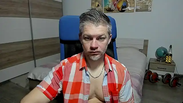RobbyShawz online show from February 2026 04:45:02 AM