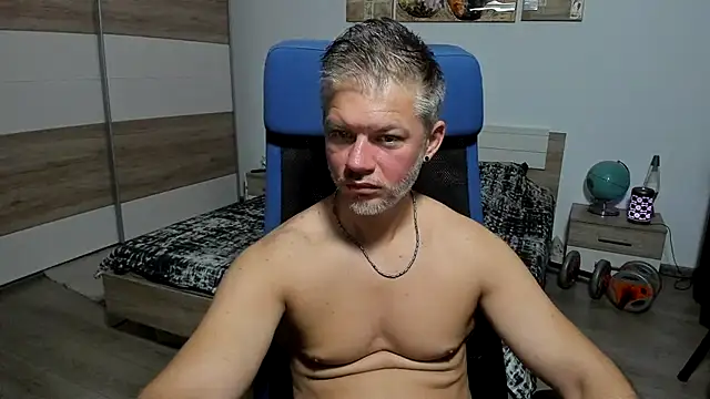 Snapshot of RobbyShawz chatting on July 2026 04:52:02 AM RobbyShawz online show from July 2026 04:52:02 AM