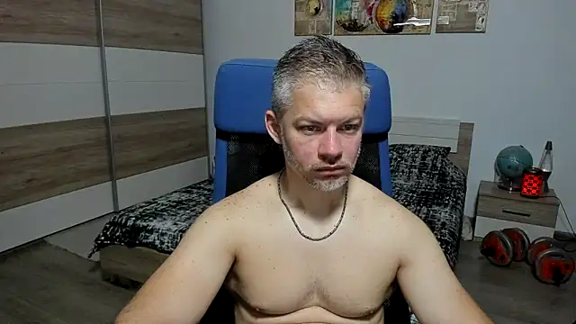 Snapshot of RobbyShawz chatting on June 2026 04:28:01 AM RobbyShawz online show from June 2026 04:28:01 AM