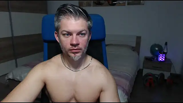 Snapshot of RobbyShawz chatting on February 2025 06:23:01 AM RobbyShawz online show from February 2025 06:23:01 AM