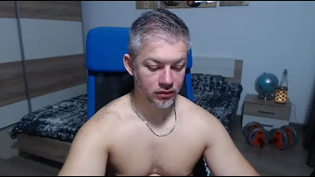 RobbyShawz online show from November 2025 05:23:01 AM