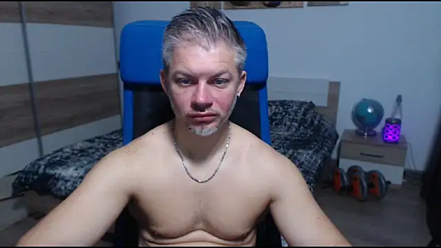 RobbyShawz online show from November 2025 07:45:01 AM