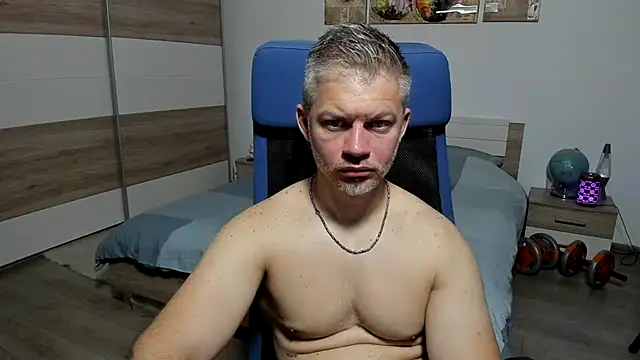Snapshot of RobbyShawz chatting on June 2026 04:11:02 AM RobbyShawz online show from June 2026 04:11:02 AM