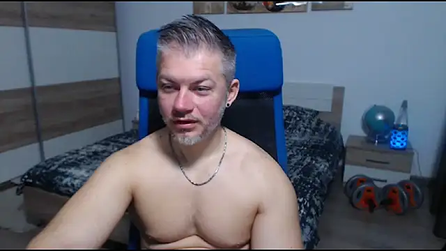 RobbyShawz online show from November 2025 05:23:01 AM