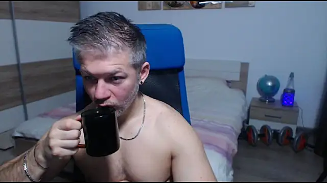 RobbyShawz online show from November 2025 05:30:01 AM