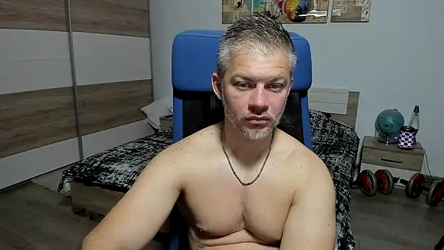 Snapshot of RobbyShawz chatting on June 2026 04:43:01 AM RobbyShawz online show from June 2026 04:43:01 AM