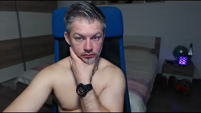Snapshot of RobbyShawz chatting on March 2025 06:19:01 AM RobbyShawz online show from March 2025 06:19:01 AM