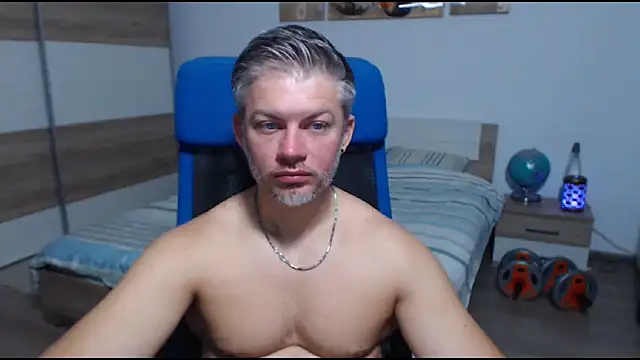 Snapshot of RobbyShawz chatting on September 2025 06:13:02 AM RobbyShawz online show from September 2025 06:13:02 AM