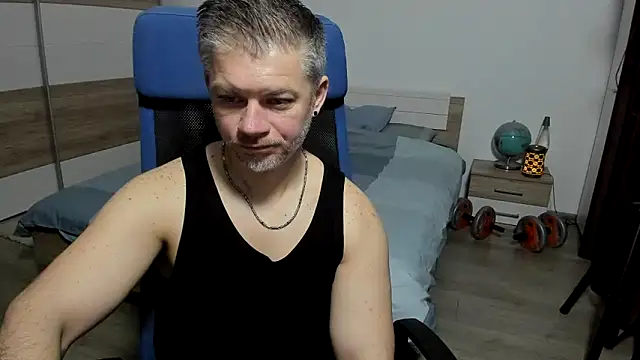 RobbyShawz online show from April 2026 04:52:01 AM