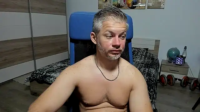 Snapshot of RobbyShawz chatting on June 2026 04:23:02 AM RobbyShawz online show from June 2026 04:23:02 AM
