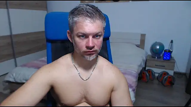 Snapshot of RobbyShawz chatting on September 2025 06:19:01 AM RobbyShawz online show from September 2025 06:19:01 AM