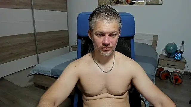 Snapshot of RobbyShawz chatting on June 2026 03:47:01 AM RobbyShawz online show from June 2026 03:47:01 AM