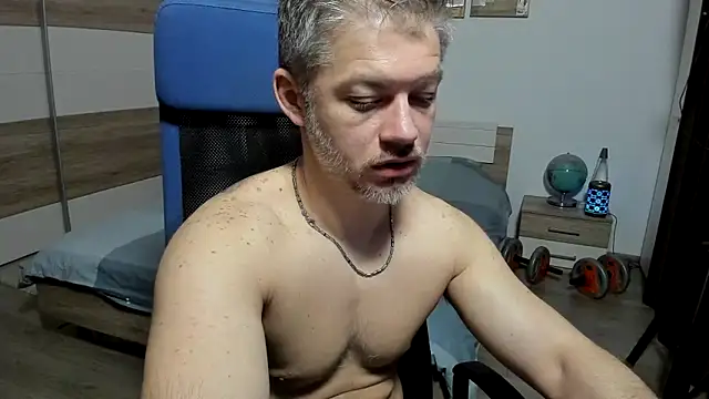 RobbyShawz online show from April 2026 04:03:01 AM